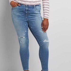 NWT Plus Size skinny Jeans